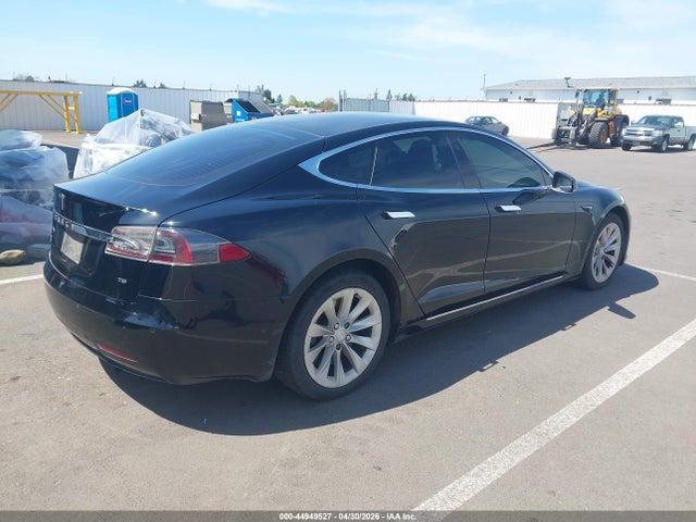 Продажа на аукционе авто 2017 Tesla Model S 60/75, vin: 5YJSA1E12HF201179, номер лота: 44949527