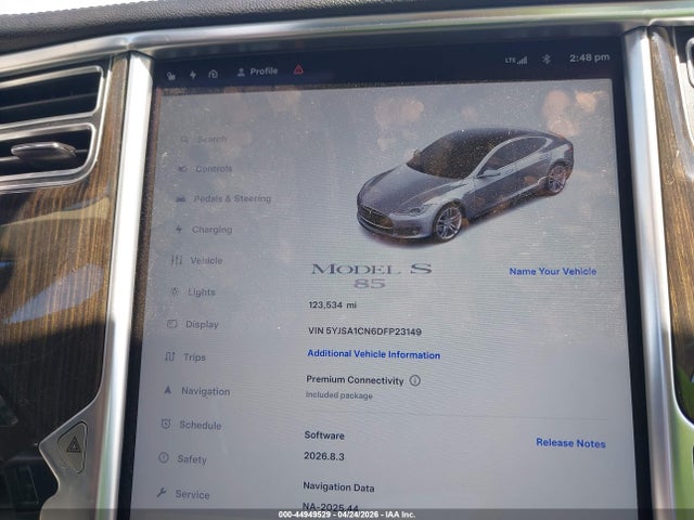44949529 :رقم المزاد ، 5YJSA1CN6DFP23149 vin ، 2013 Tesla Model S مزاد بيع