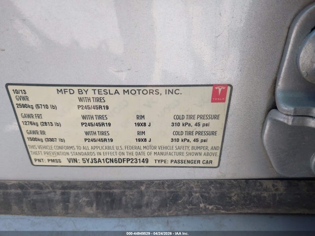 44949529 :رقم المزاد ، 5YJSA1CN6DFP23149 vin ، 2013 Tesla Model S مزاد بيع
