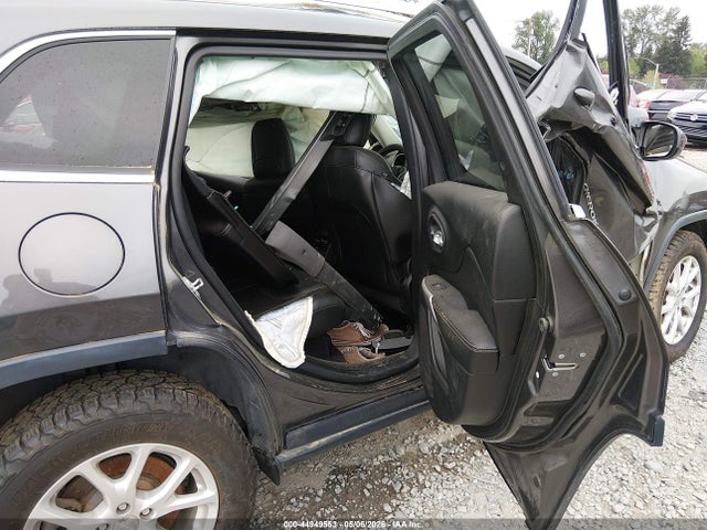 Продажа на аукционе авто 2018 Jeep Cherokee Latitude Plus 4x4, vin: 1C4PJMLB5JD562115, номер лота: 44949553