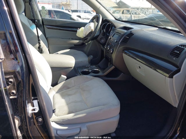44949559 :رقم المزاد ، 5XYKT3A69CG295778 vin ، 2012 Kia Sorento Lx مزاد بيع