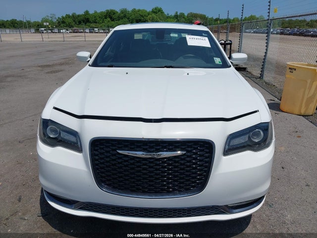 Продаж на аукціоні авто 2017 Chrysler 300 300s, vin: 2C3CCABG2HH521785, номер лоту: 44949561