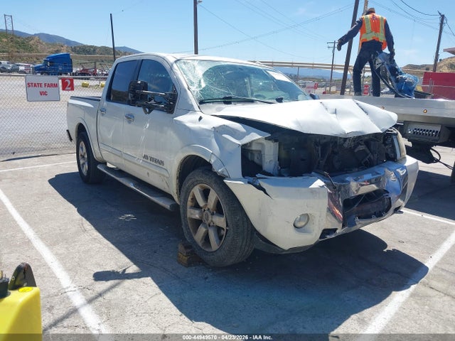 44949570 :رقم المزاد ، 1N6AA0ED6EN514326 vin ، 2014 Nissan Titan Sl مزاد بيع