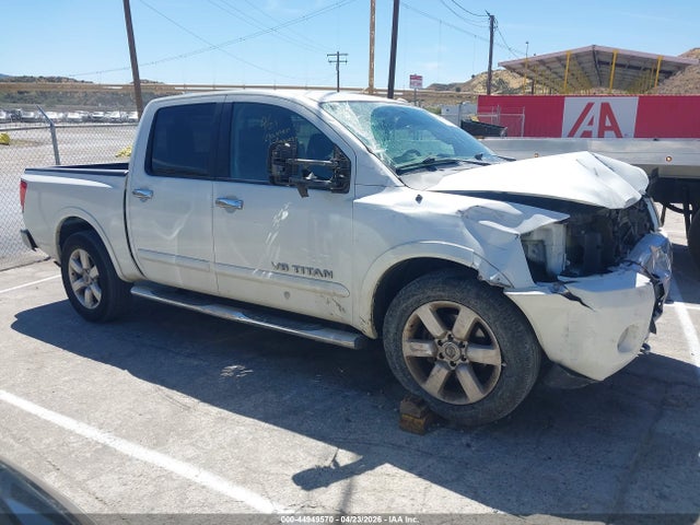 44949570 :رقم المزاد ، 1N6AA0ED6EN514326 vin ، 2014 Nissan Titan Sl مزاد بيع