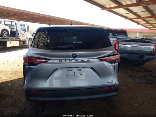 Toyota SIENNA LE 2021 5TDKRKECXMS046600 Image 17