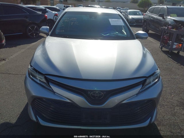 4T1B11HK6JU082503 Toyota CAMRY LE