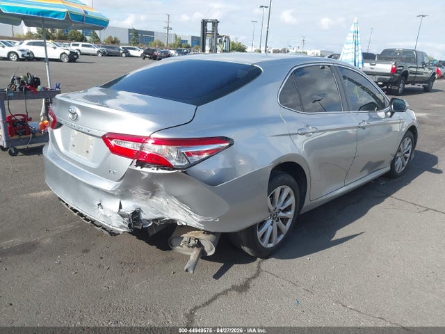4T1B11HK6JU082503 Toyota CAMRY LE