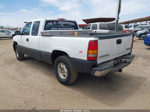 44949590 :رقم المزاد ، 1GTEK19T12Z348357 vin ، 2002 Gmc Sierra 1500 Sle مزاد بيع