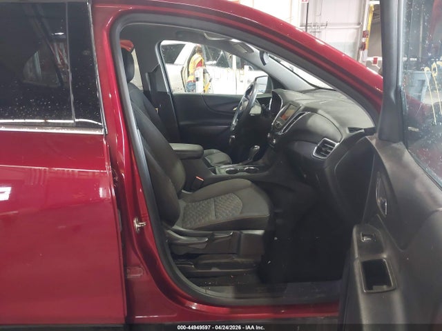 3GNAXKEV1KS560256 Chevrolet EQUINOX LT