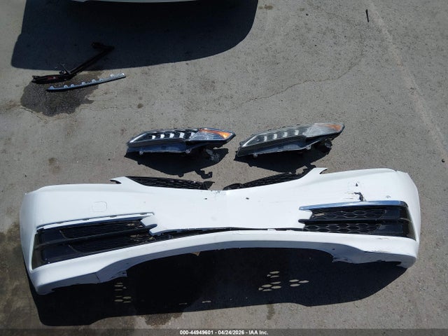 Продажа на аукционе авто 2015 Acura Tlx Tech, vin: 19UUB1F52FA002714, номер лота: 44949601
