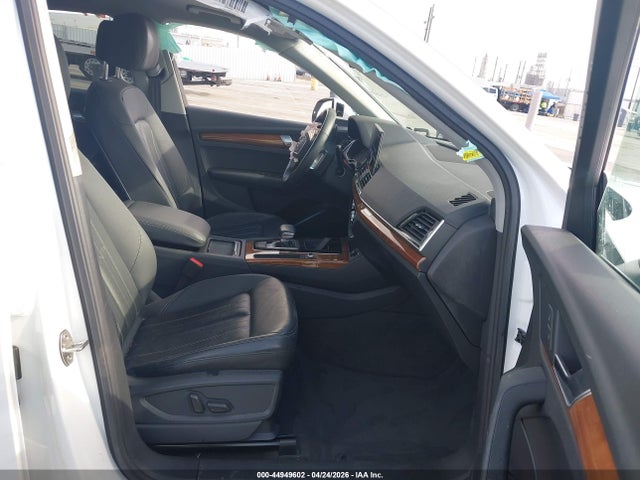 WA1AAAFY8M2050332 Audi Q5 Premium 45 Tfsi Quattro S Tronic
