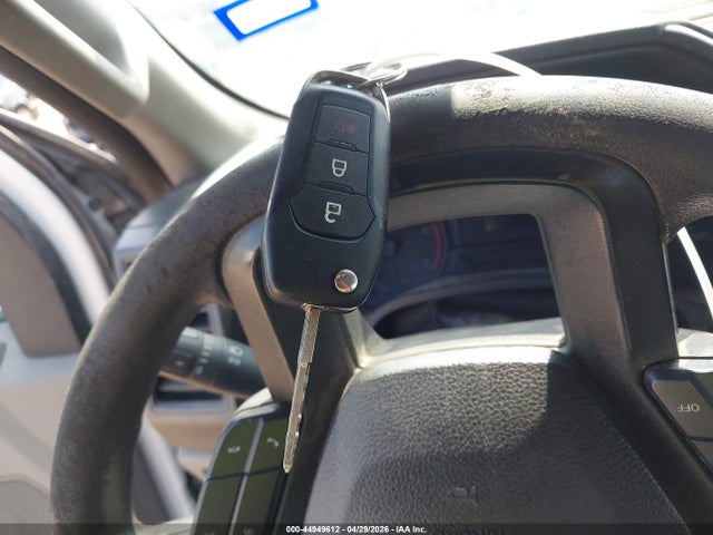 Ford F-350 Chassis Xl 2018 1FDRF3GTXJEC66584 Image 10