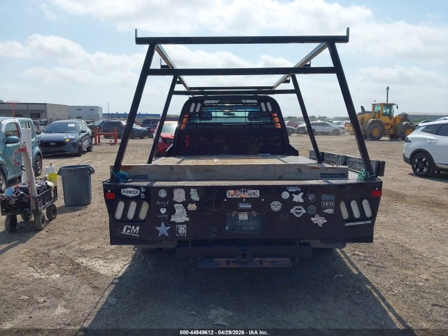 Ford F-350 Chassis Xl 2018 1FDRF3GTXJEC66584 Image 16
