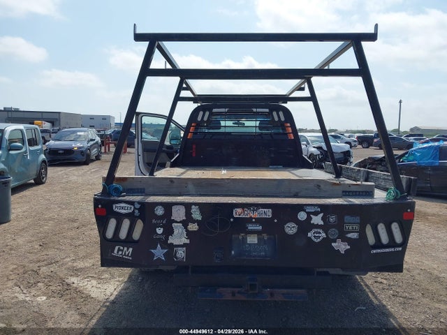 Ford F-350 Chassis Xl 2018 1FDRF3GTXJEC66584 Image 12