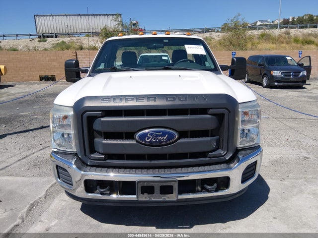 Ford F-350 Chassis Xl 2016 1FDRF3G60GEC86670 Image 17