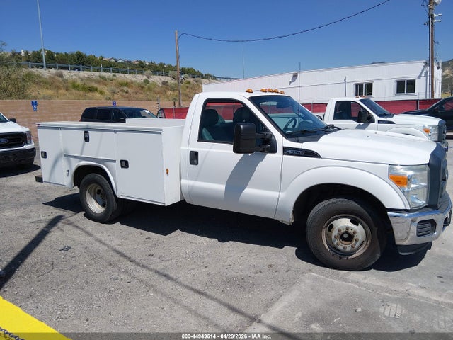 Ford F-350 Chassis Xl 2016 1FDRF3G60GEC86670 Image 18