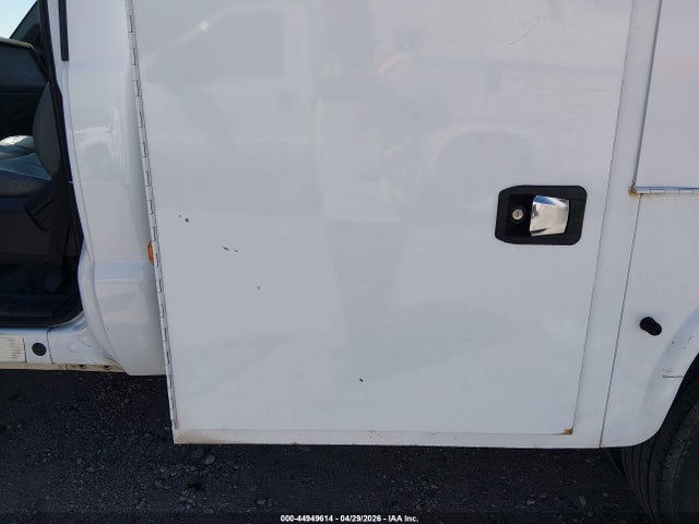 Ford F-350 Chassis Xl 2016 1FDRF3G60GEC86670 Image 16