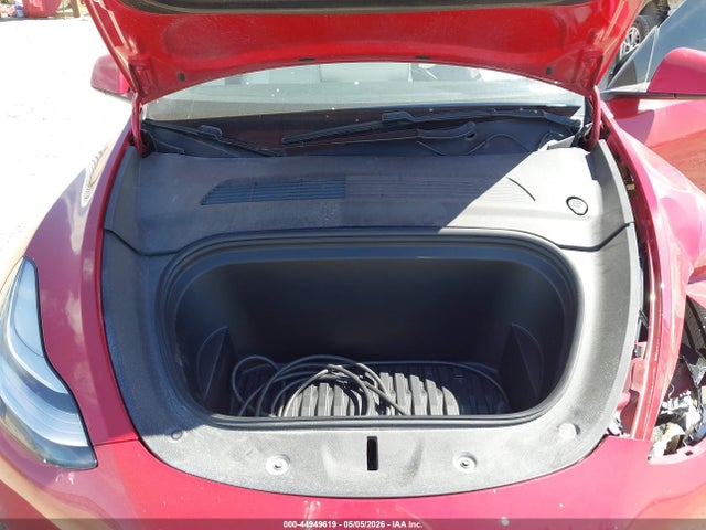 2020 Tesla Model Y Long Range Dual Motor All-wheel Drive მანქანა იყიდება აუქციონზე, vin: 5YJYGDEE2LF018192, აუქციონის ნომერი: 44949619
