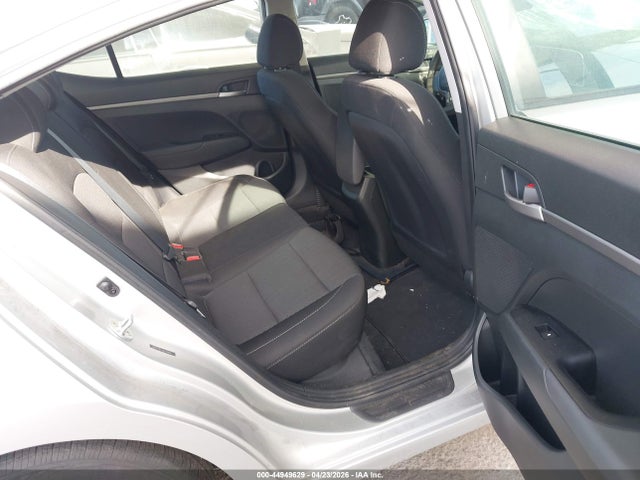 2018 Hyundai Elantra Se მანქანა იყიდება აუქციონზე, vin: 5NPD74LF2JH350822, აუქციონის ნომერი: 44949629