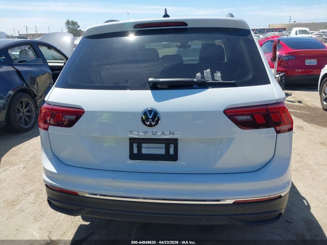 3VVRB7AXXRM185207 Volkswagen Tiguan 2.0t S