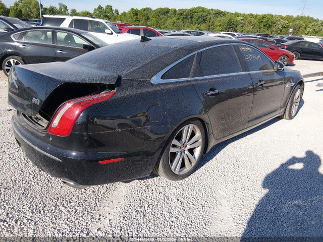 Продажа на аукционе авто 2015 Jaguar Xj Xjl Portfolio, vin: SAJWJ2GD4F8V77220, номер лота: 44949649