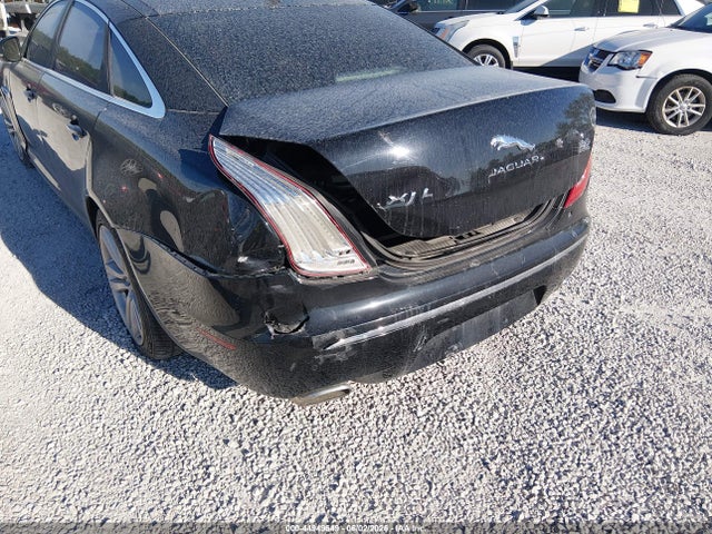 Продажа на аукционе авто 2015 Jaguar Xj Xjl Portfolio, vin: SAJWJ2GD4F8V77220, номер лота: 44949649