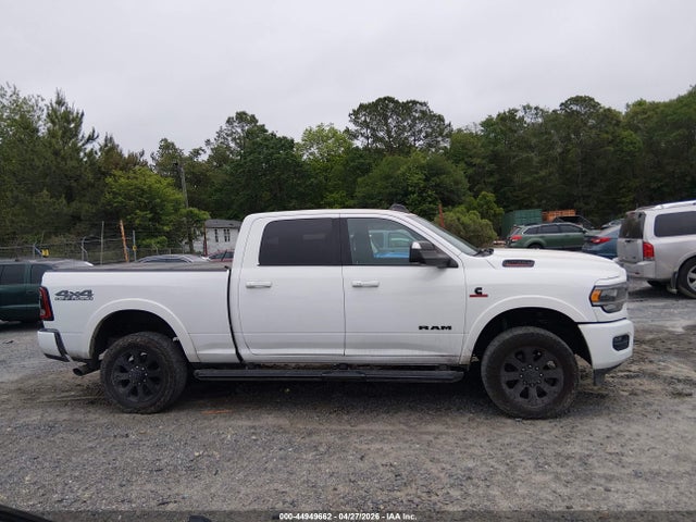 44949662 :رقم المزاد ، 3C6UR5FL4NG321104 vin ، 2022 Ram 2500 Laramie  4x4 6'4 Box مزاد بيع