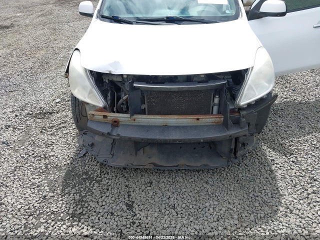 3N1CN7AP0EL821616 Nissan Versa 1.6 Sv