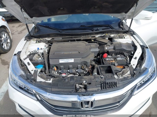 1HGCR3F98HA023771 Honda Accord Touring V6