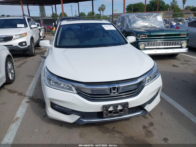 1HGCR3F98HA023771 Honda Accord Touring V6