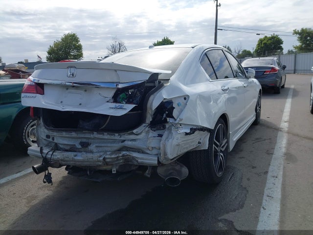 1HGCR3F98HA023771 Honda Accord Touring V6