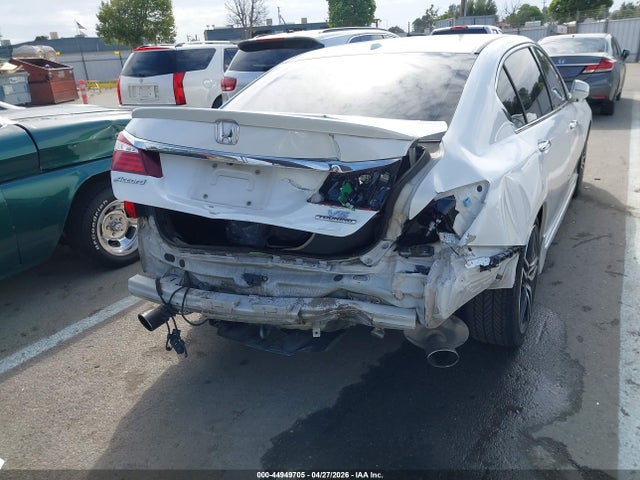 1HGCR3F98HA023771 Honda Accord Touring V6