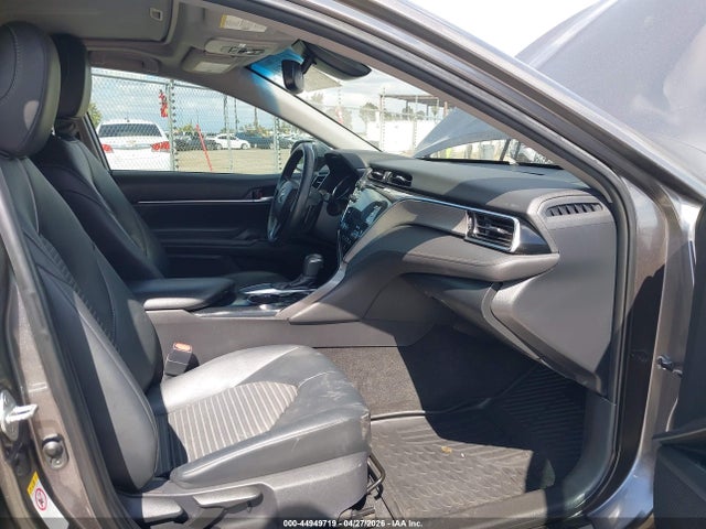 4T1B11HK3JU649119 Toyota CAMRY SE
