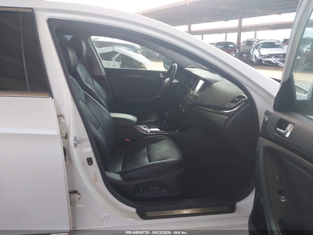 Auction sale of the 2015 Kia Cadenza Premium, vin: KNALN4D7XF5176205, lot number: 44949729