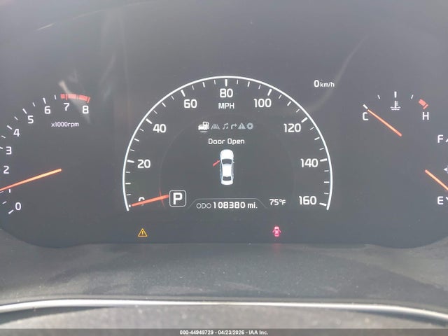 Auction sale of the 2015 Kia Cadenza Premium, vin: KNALN4D7XF5176205, lot number: 44949729