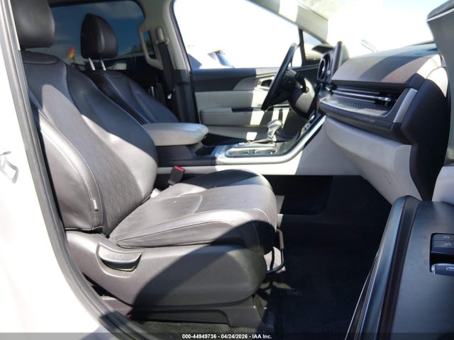 KNDNB4H36N6060665 KIA Carnival Mpv Lx Seat Package