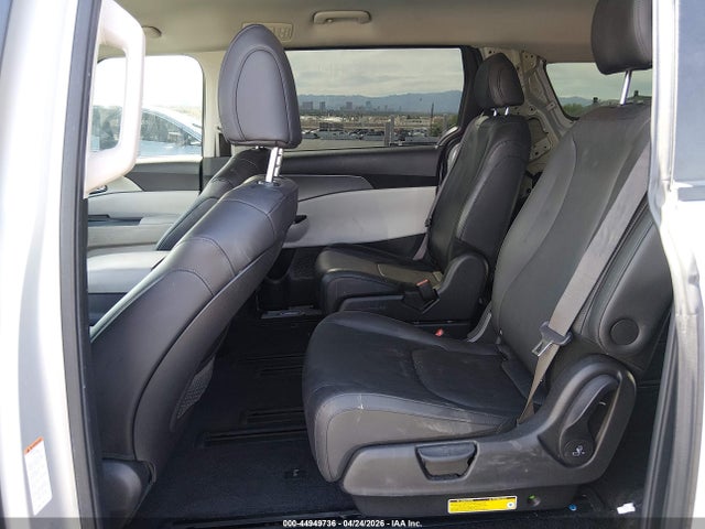 KNDNB4H36N6060665 KIA Carnival Mpv Lx Seat Package