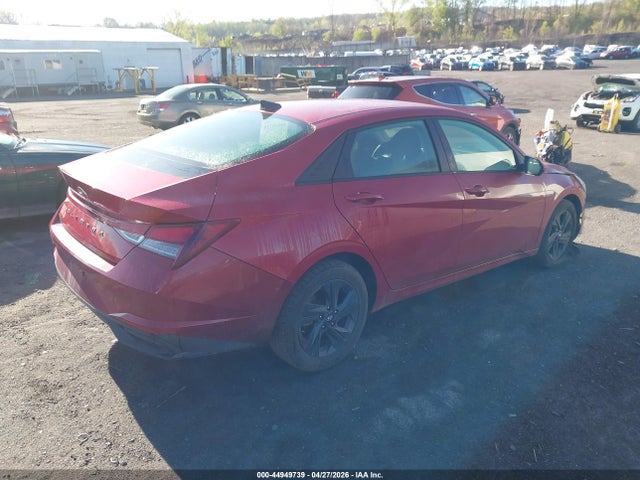 44949739 :رقم المزاد ، KMHLM4AG2MU070758 vin ، 2021 Hyundai Elantra Sel مزاد بيع