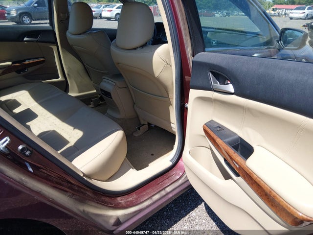44949747 :رقم المزاد ، 1HGCP3F89BA017661 vin ، 2011 Honda Accord 3.5 Ex-l مزاد بيع
