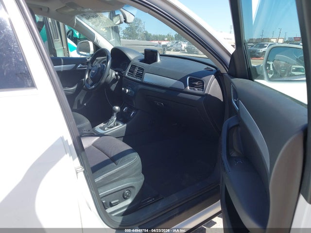 Продажа на аукционе авто 2015 Audi Q3 2.0t Premium Plus, vin: WA1BFCFS4FR013012, номер лота: 44949754