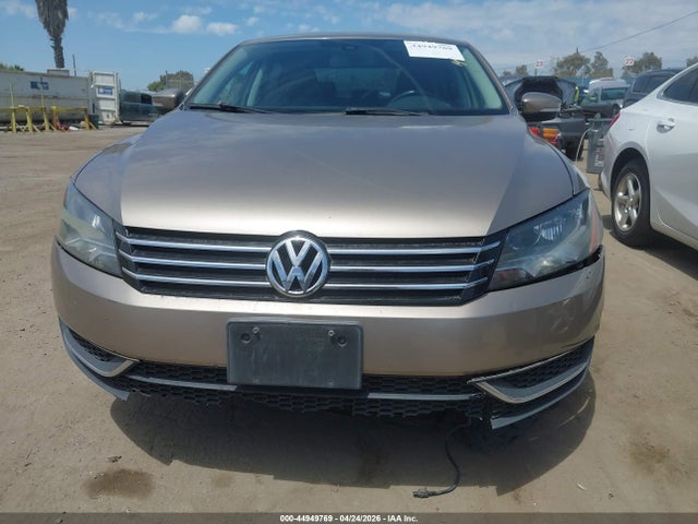 Продаж на аукціоні авто 2015 Volkswagen Passat 1.8t Wolfsburg Edition, vin: 1VWAT7A30FC041729, номер лоту: 44949769