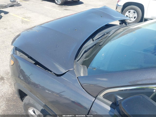 44949771 :رقم المزاد ، 3C4NJCBB0NT229016 vin ، 2022 Jeep Compass Latitude Fwd مزاد بيع
