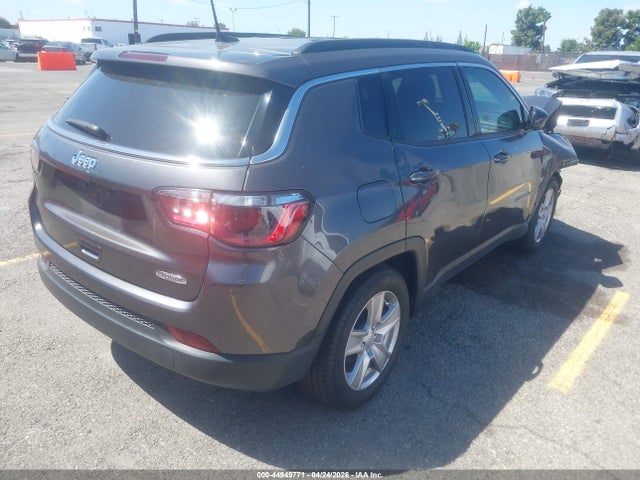 44949771 :رقم المزاد ، 3C4NJCBB0NT229016 vin ، 2022 Jeep Compass Latitude Fwd مزاد بيع