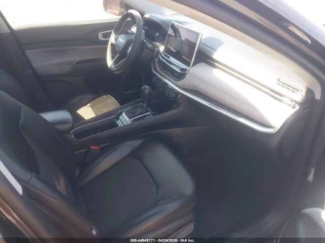44949771 :رقم المزاد ، 3C4NJCBB0NT229016 vin ، 2022 Jeep Compass Latitude Fwd مزاد بيع