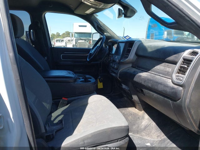 2024 Ram 3500 Big Horn  4x4 8' Box მანქანა იყიდება აუქციონზე, vin: 3C63R3HL6RG338862, აუქციონის ნომერი: 44949773