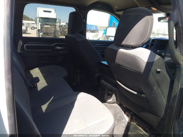2024 Ram 3500 Big Horn  4x4 8' Box მანქანა იყიდება აუქციონზე, vin: 3C63R3HL6RG338862, აუქციონის ნომერი: 44949773