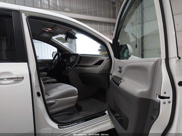 Продаж на аукціоні авто 2020 Toyota Sienna Le, vin: 5TDJZ3DC8LS246439, номер лоту: 44949791