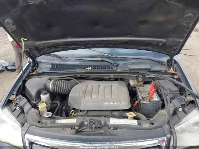 2011 Chrysler Town & Country Limited მანქანა იყიდება აუქციონზე, vin: 2A4RR6DG3BR759607, აუქციონის ნომერი: 44949801