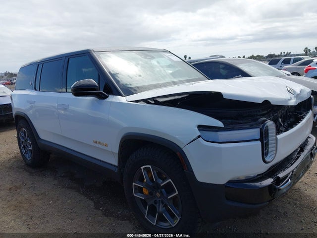 Продаж на аукціоні авто 2023 Rivian R1s Adventure, vin: 7PDSGABAXPN016356, номер лоту: 44949820