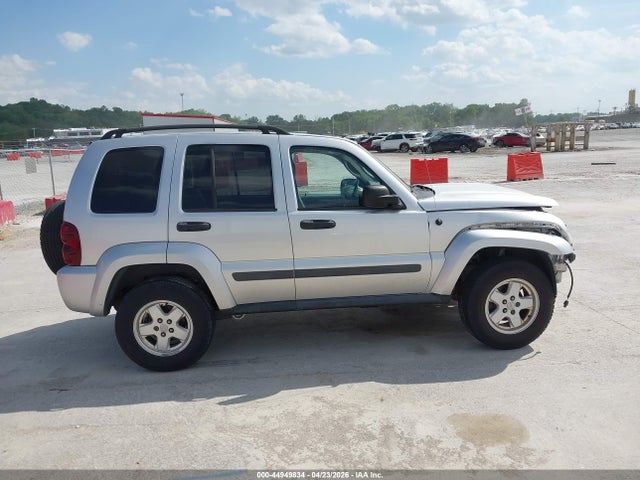 2007 Jeep Liberty Sport მანქანა იყიდება აუქციონზე, vin: 1J4GK48K47W713829, აუქციონის ნომერი: 44949834